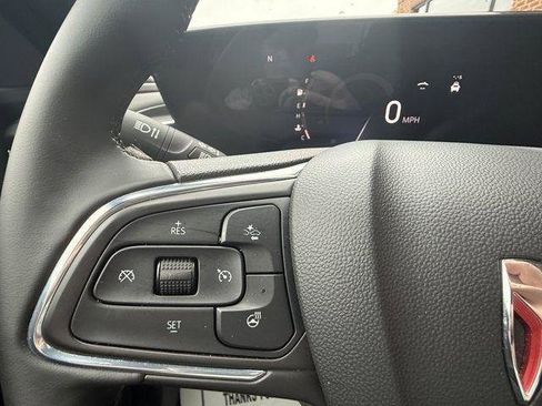 Used 2025 Buick Envista Sport Touring w/ Convenience I Package FWD image 22