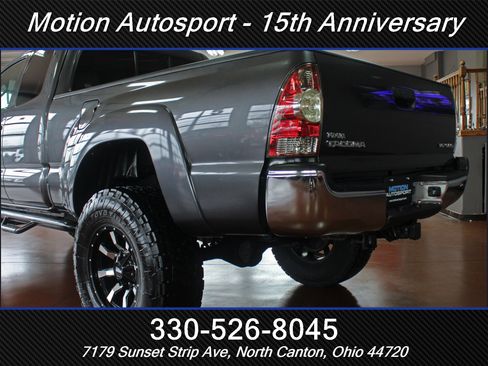 Used 2013 Toyota Tacoma 4x4 Access Cab V6 w/ SR5 Pkg image 8