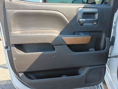 Used 2017 Chevrolet Silverado 2500 LTZ w/ Duramax Plus Package image 19