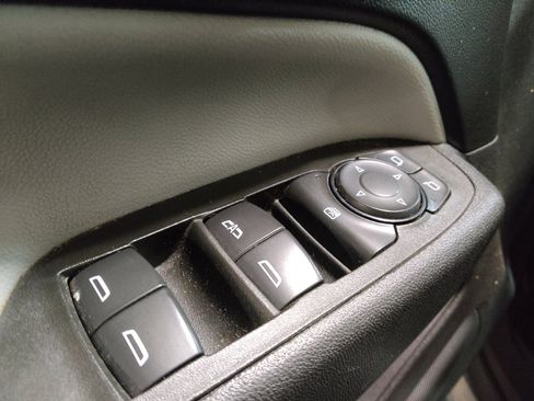 Used 2024 Chevrolet Equinox LS w/ LS Convenience Package FWD image 27