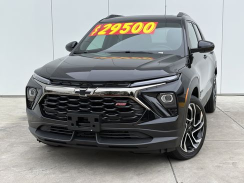 Used 2026 Chevrolet TrailBlazer RS w/ Convenience Package AWD/4WD image 1