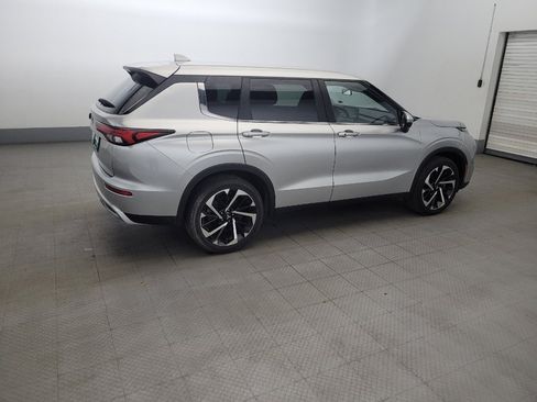 Used 2022 Mitsubishi Outlander SE AWD/4WD image 10