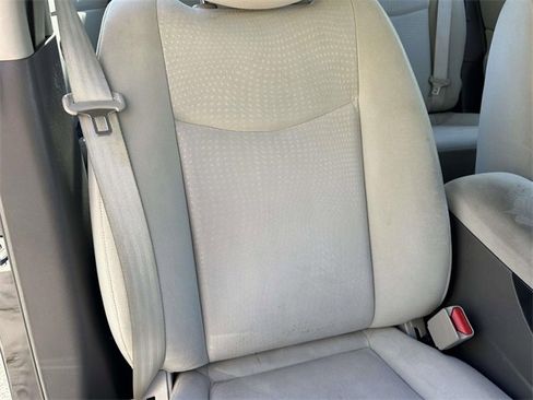 Used 2012 Nissan Leaf SL image 23