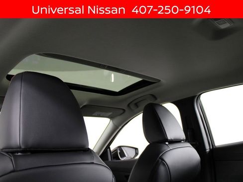 New 2026 Nissan Sentra SR w/ Floor Mat Package FWD image 21