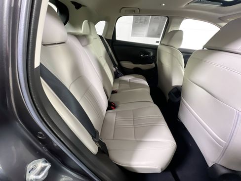 Used 2023 Honda HR-V EX-L image 26