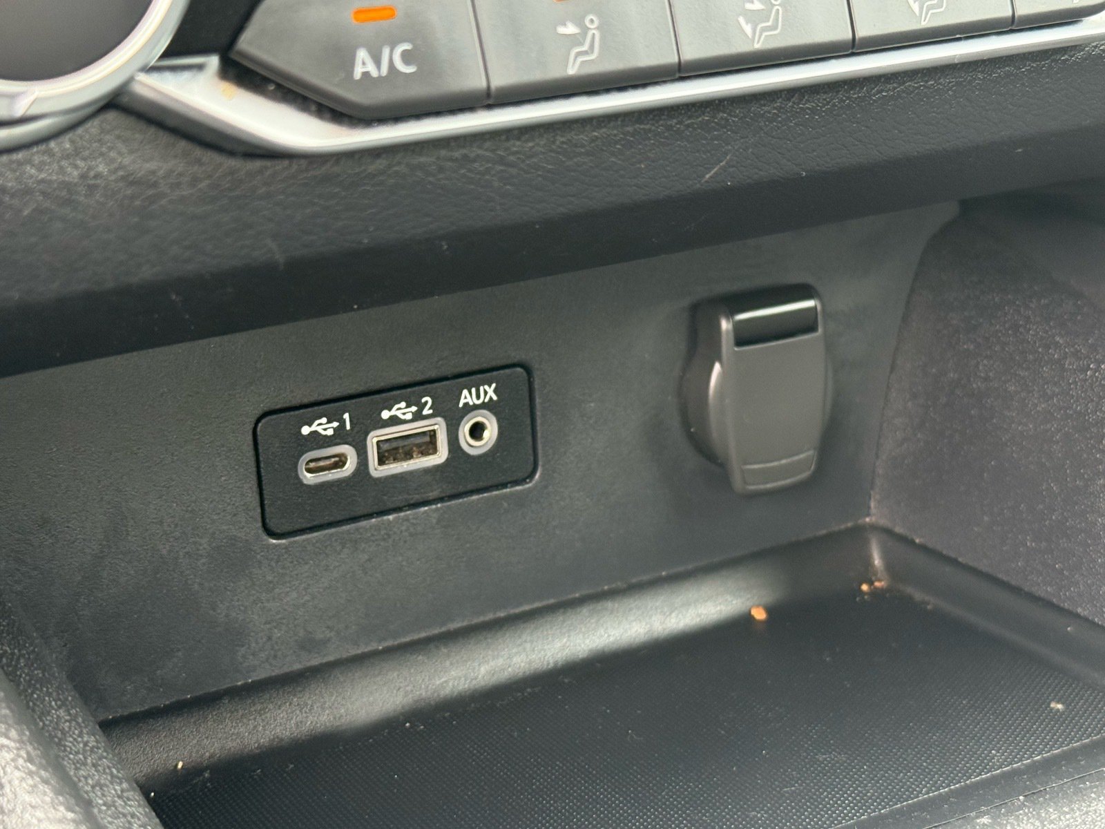 Used 2025 Nissan Altima 2.5 SV FWD image 24