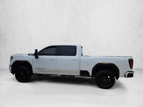 Used 2025 GMC Sierra 2500 AT4 AWD/4WD image 7