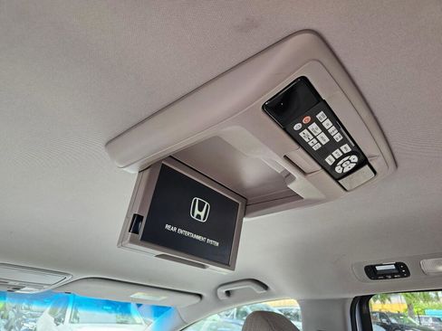 Used 2016 Honda Odyssey SE image 22