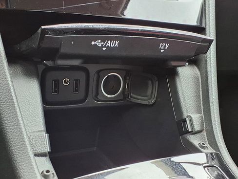 Used 2022 Buick Encore Preferred w/ Safety Package image 8