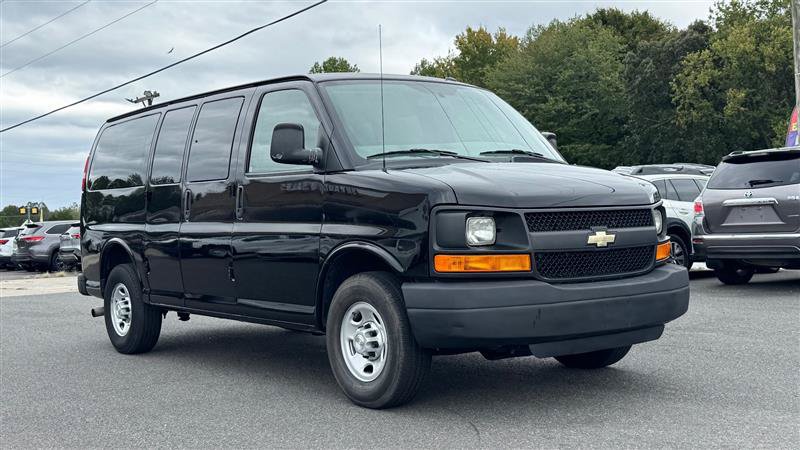 Used 2015 Chevrolet Express 2500 LS RWD image 4