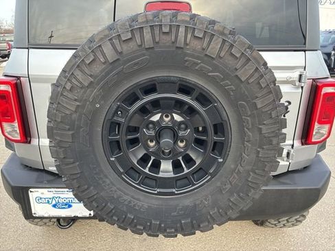 Used 2024 Ford Bronco Big Bend image 7