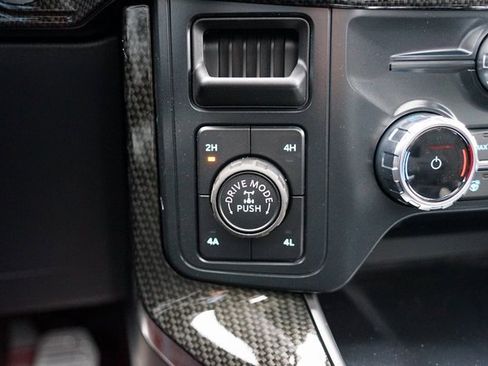 New 2025 Ford F150 Lariat w/ Equipment Group 501A Mid image 15