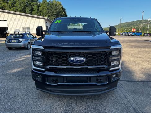 Used 2024 Ford F350 XL w/ STX Appearance Package AWD/4WD image 2