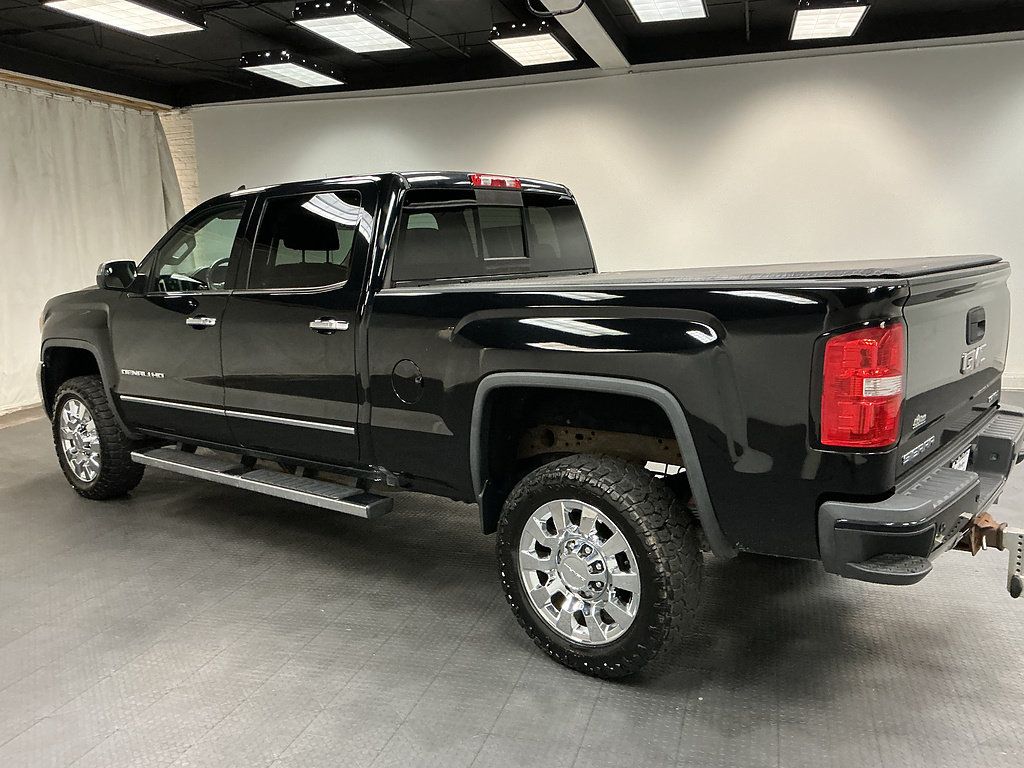 Used 2016 GMC Sierra 2500 Denali w/ Duramax Plus Package AWD/4WD image 3