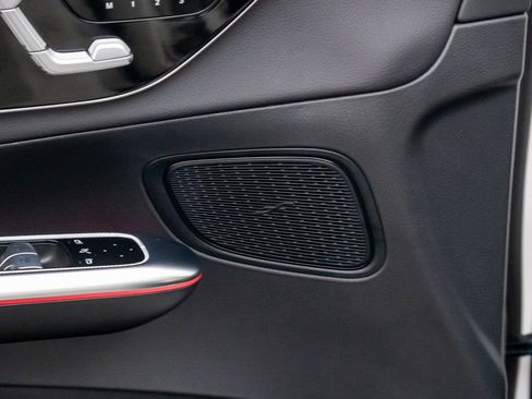 Certified 2025 Mercedes-Benz GLC 300 4MATIC image 16