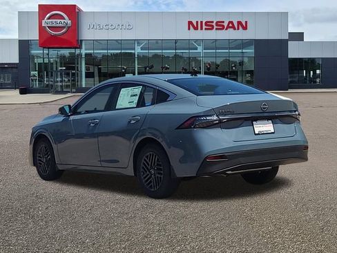 New 2026 Nissan Sentra SV w/ SV Convenience Package FWD image 5