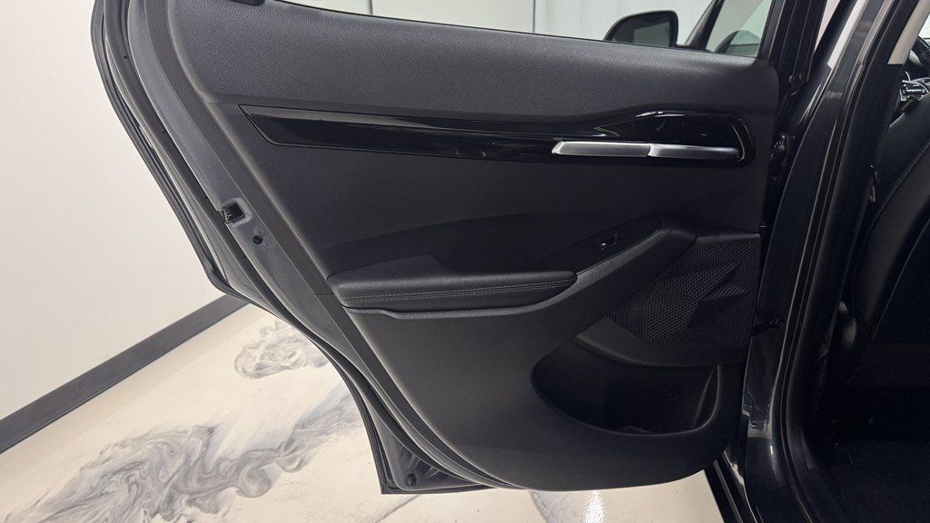 Used 2022 Kia Seltos SX w/ Sunroof Package AWD/4WD image 17