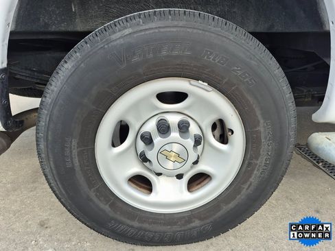 Used 2024 Chevrolet Express 2500 w/ Driver Convenience Package image 11