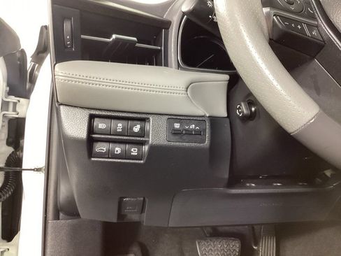 Used 2020 Toyota Avalon Limited w/ Advanced Safety Package FWD image 12