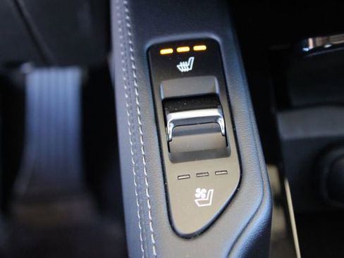 Used 2024 Kia Telluride EX image 23