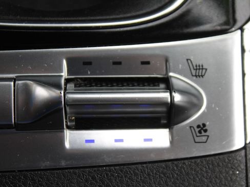 Used 2023 Kia Carnival SX Prestige FWD image 50