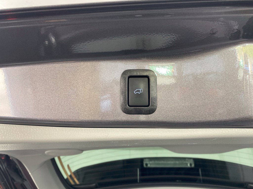 Used 2019 Toyota Highlander Limited Platinum AWD/4WD image 28