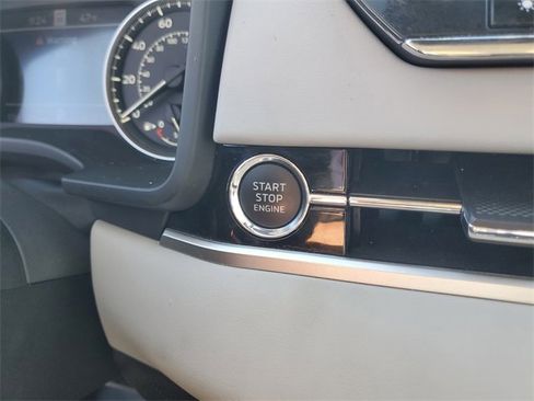 Used 2022 Mitsubishi Outlander SEL image 27