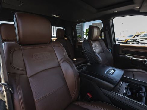 Used 2020 RAM 3500 Limited AWD/4WD image 32