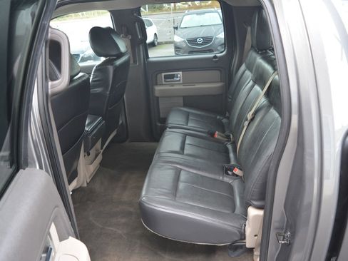 Used 2010 Ford F150 XLT image 13