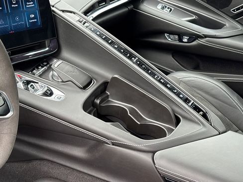 Used 2024 Chevrolet Corvette Stingray Premium Conv w/ Stealth Interior Trim Package RWD image 40