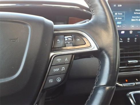 Used 2024 Lincoln Navigator Premiere image 18