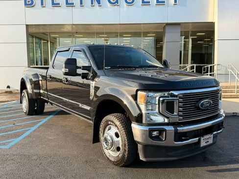 Certified 2022 Ford F350 Lariat w/ Lariat Ultimate Package AWD/4WD image 2