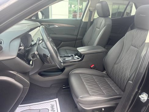 Used 2022 Buick Envision Avenir w/ Technology Package II AWD/4WD image 14