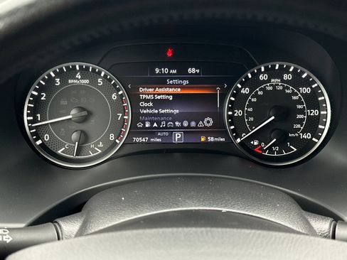 Used 2024 Nissan Armada SV image 30