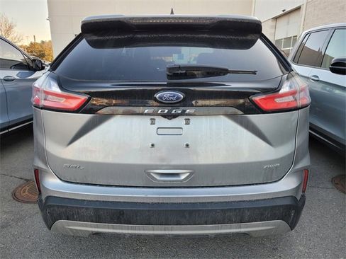 Used 2024 Ford Edge SEL image 6