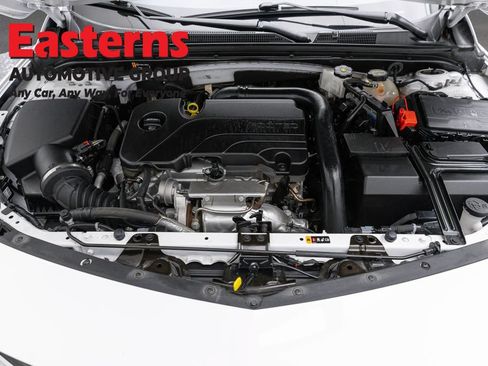 Used 2025 Chevrolet Malibu LT FWD image 7