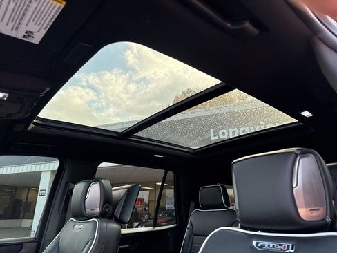 Used 2025 GMC Yukon AT4 Ultimate image 24