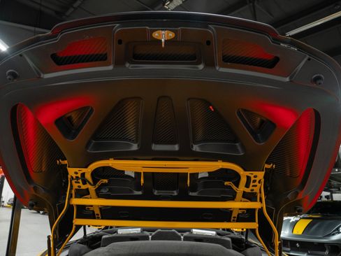 Used 2019 Porsche 911 Speedster RWD image 39