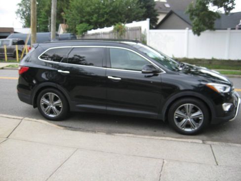 Used 2015 Hyundai Santa Fe GLS w/ Option Group 03 AWD/4WD image 4