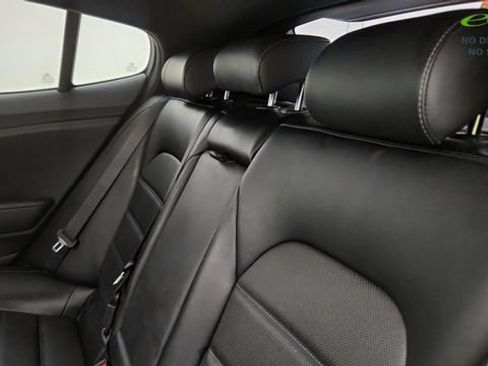 Used 2020 Kia Stinger GT2 AWD/4WD image 30