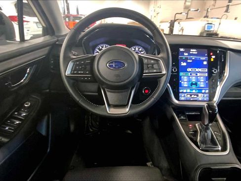 Certified 2025 Subaru Outback Premium image 6