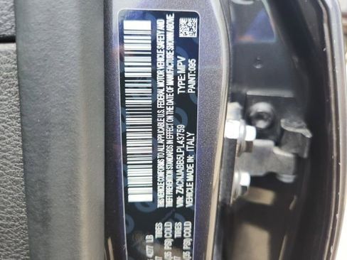 Used 2020 Jeep Renegade Latitude w/ Popular Equipment Group FWD image 32