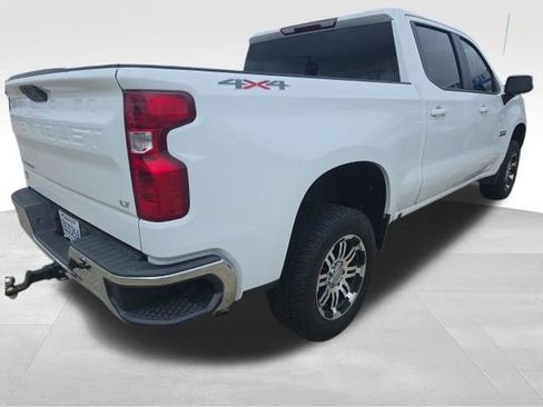 Used 2020 Chevrolet Silverado 1500 LT w/ Texas Edition image 8