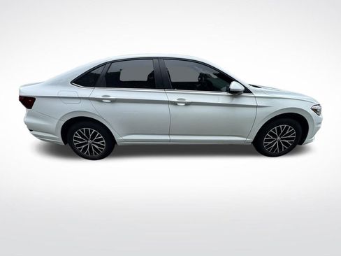Used 2020 Volkswagen Jetta SE FWD image 4