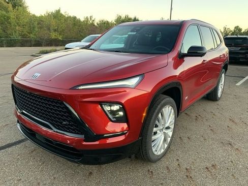 New 2026 Buick Enclave Sport Touring w/ Power Package image 8