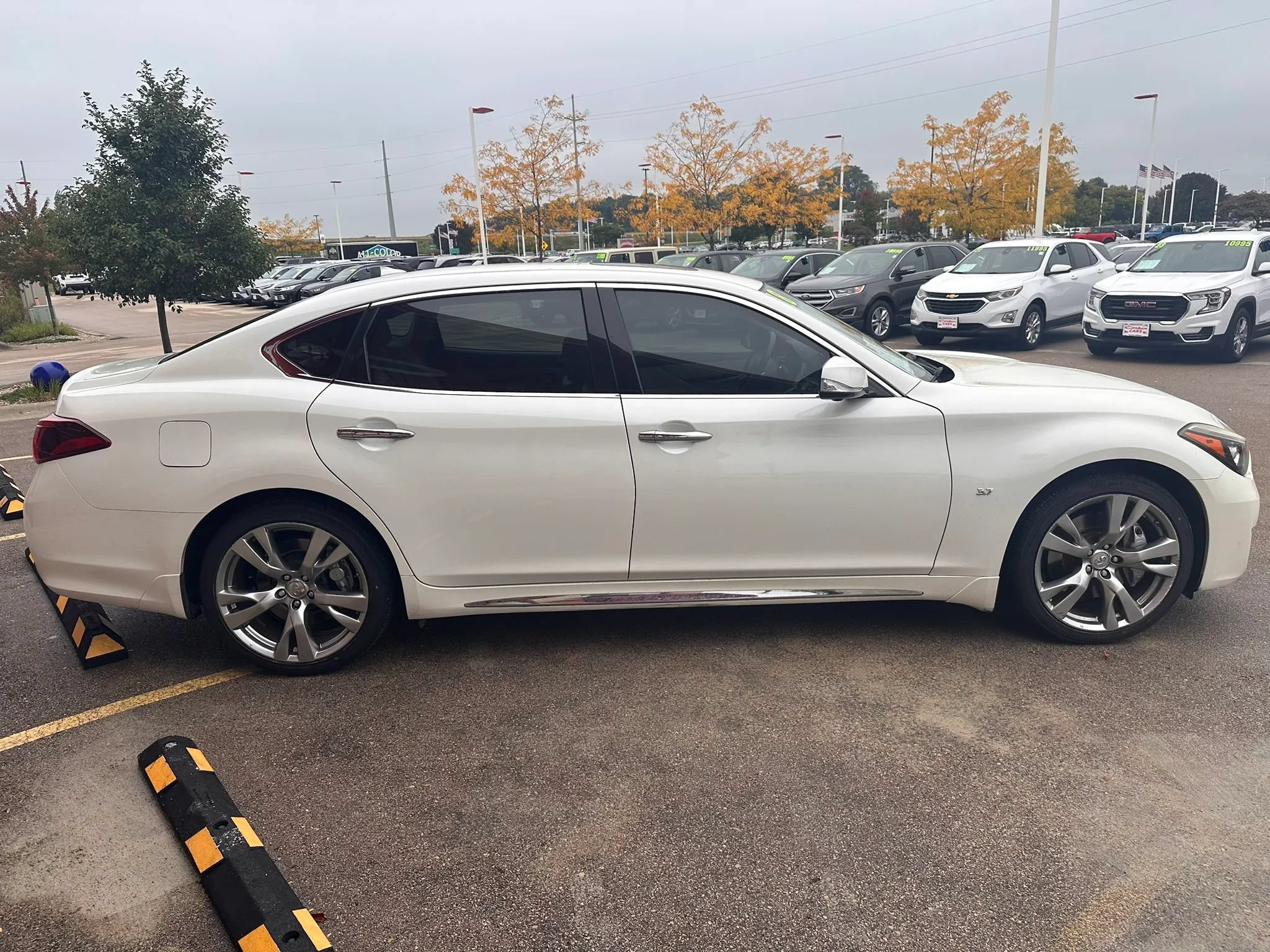 Used 2018 INFINITI Q70 L 3.7 RWD image 4