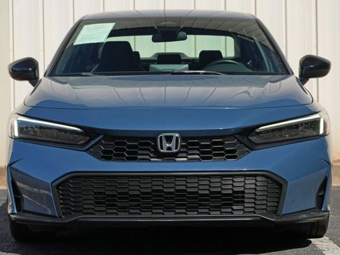 Used 2025 Honda Civic Sport image 6