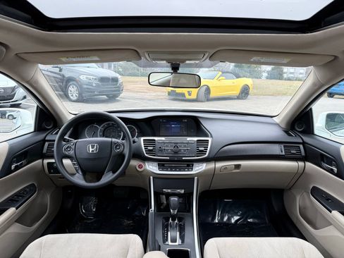 Used 2014 Honda Accord EX image 28