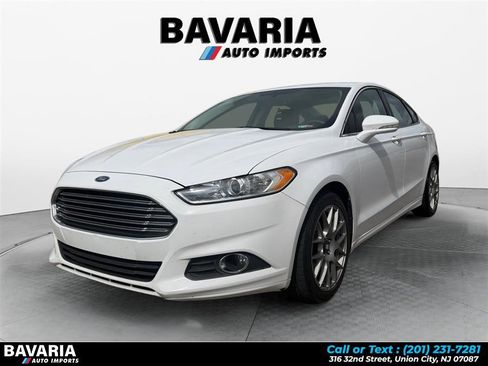 Used 2014 Ford Fusion SE w/ Equipment Group 202A FWD image 1