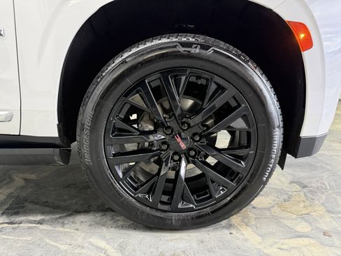 Used 2024 GMC Yukon Denali AWD/4WD image 37